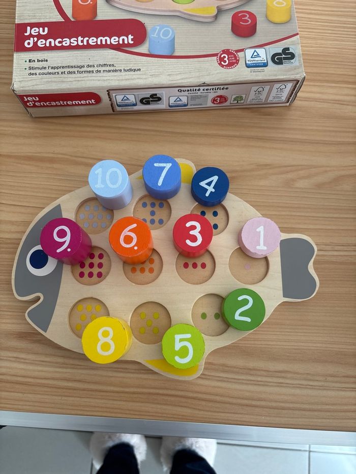 Jeu d’encastrement en bois - photo numéro 2