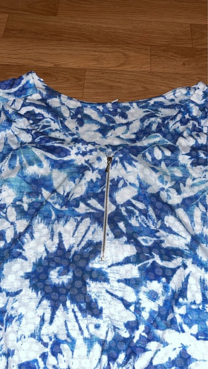 Teeshirt taille 2 - photo numéro 2