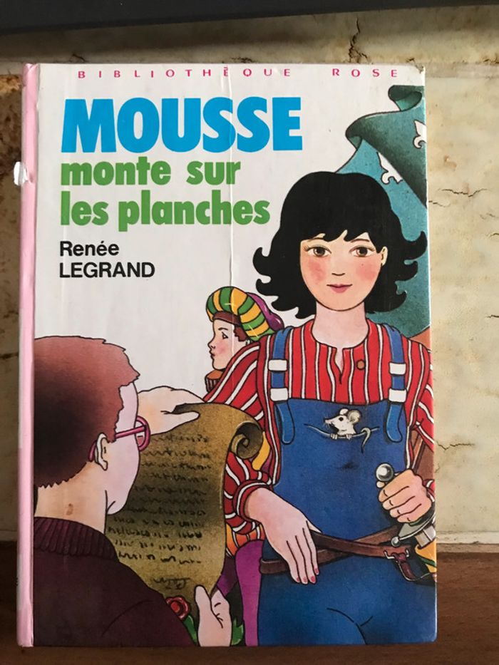 mousse monte sur les planches