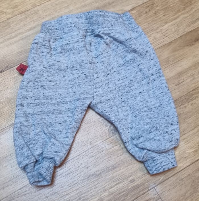 Pantalon bébé garçon Disney Mickey 6-9 mois gris Primark - photo numéro 3