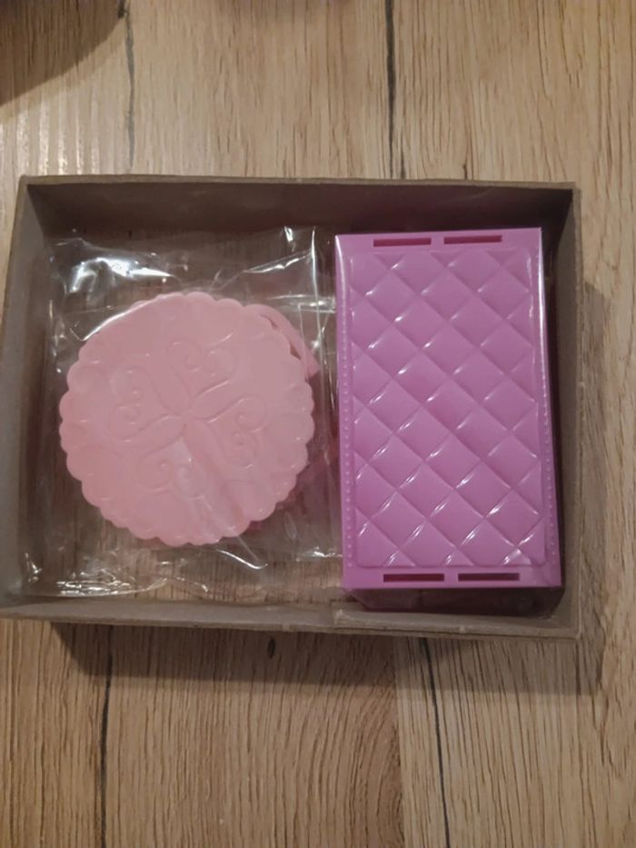 3 meubles pour maison de poupée - photo numéro 3
