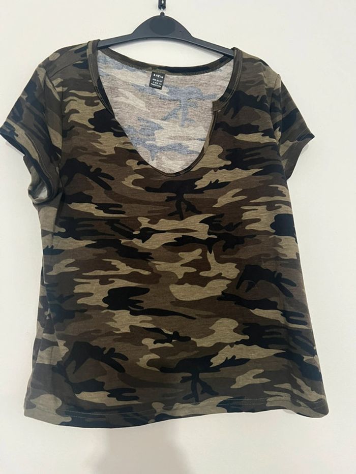 Tee shirt