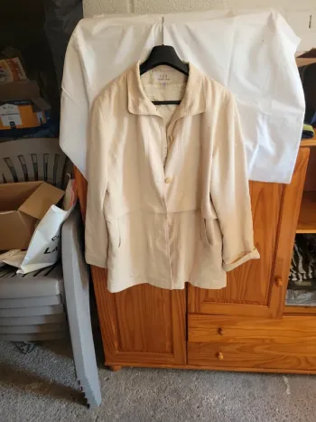 Jolie veste taille 40/42