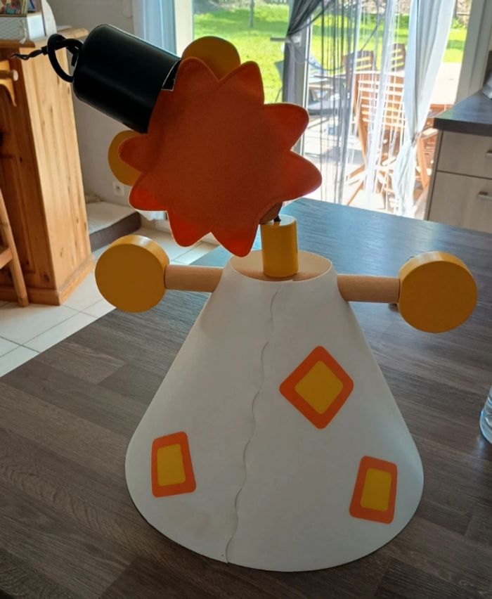 Luminaire "lion" pour chambre d'enfant - photo numéro 2