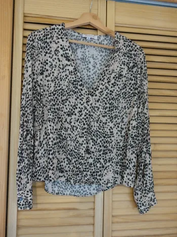 Blouse léopard irisée