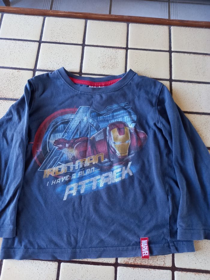 Tee-shirt manches longues 4 ans