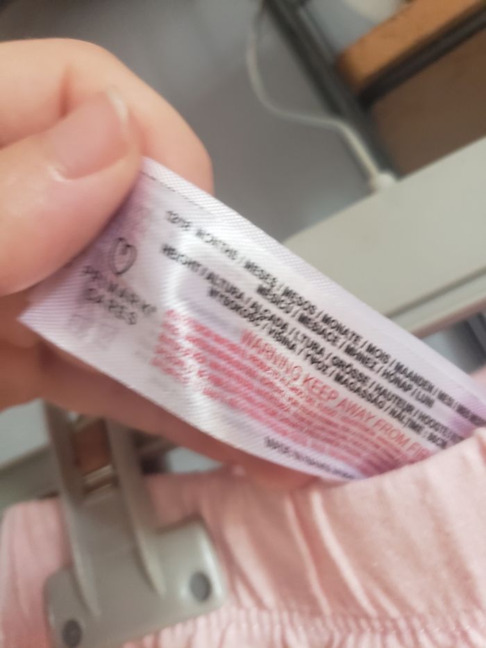 Lot de 2 shorts 🎀 Primark 12-18 mois 2€50 - photo numéro 3