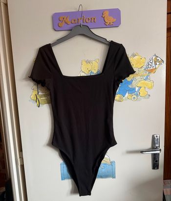 Body noir à manches courtes, taille 36, boutique indépendante 
