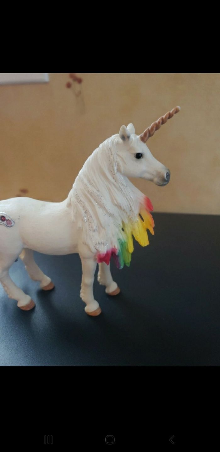 une licorne schleich paillete arc en ciel - photo numéro 2