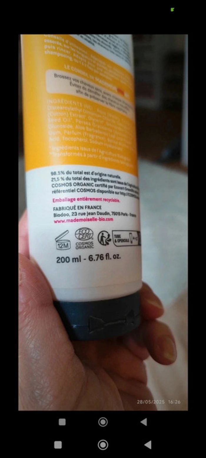 Mademoiselle Bio Soin Démêlant Capillaire
Riche Haute Nutrition Certifié Bio
Acide Hyaluronique - photo numéro 4