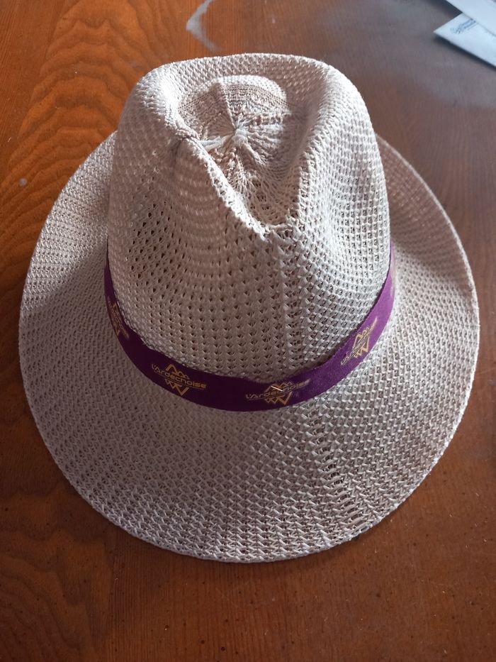 Chapeau taille 58