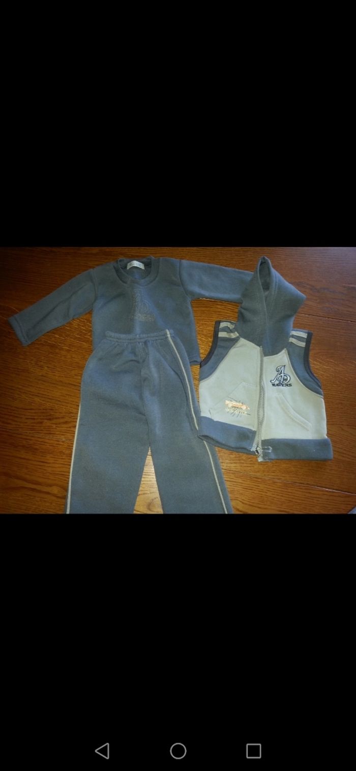 Ensemble jogging 9 mois