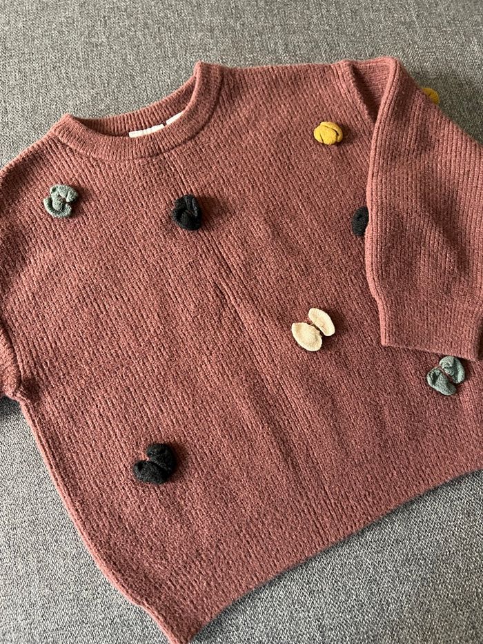 Pull d’hiver à noeuds papillon Zara fille 5 ans - photo numéro 3