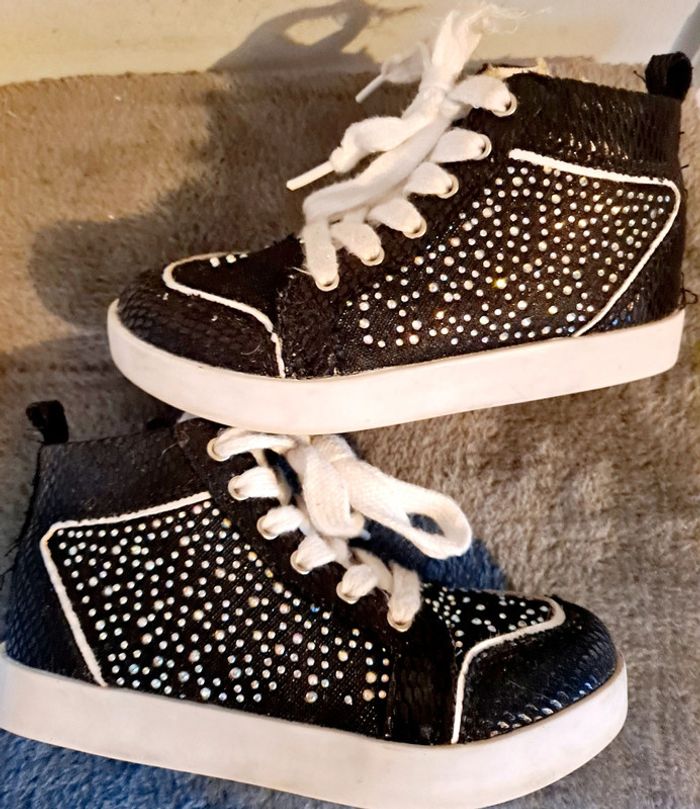 27 Chaussures montantes baskets a strass diamants à lacets fermeture eclair - photo numéro 2