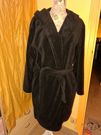 Peignoir à capuche noir - Tissaia - Douceur Absolue