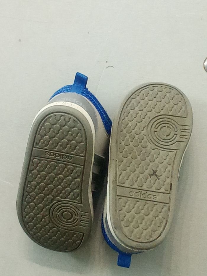 Chaussures adidas - photo numéro 3