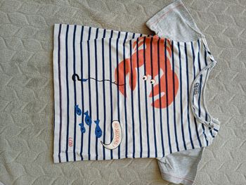 T-shirt  24 mois