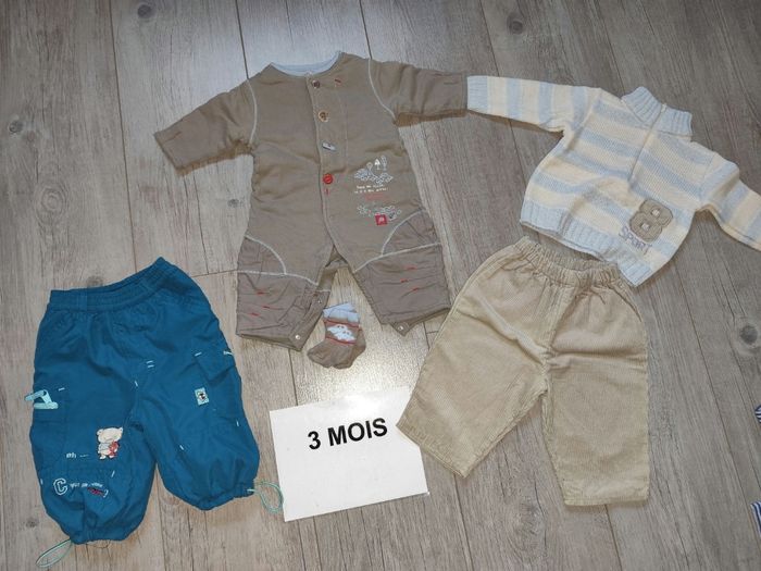 Lot de vêtements bb garçons 1 3 6 mois - photo numéro 3