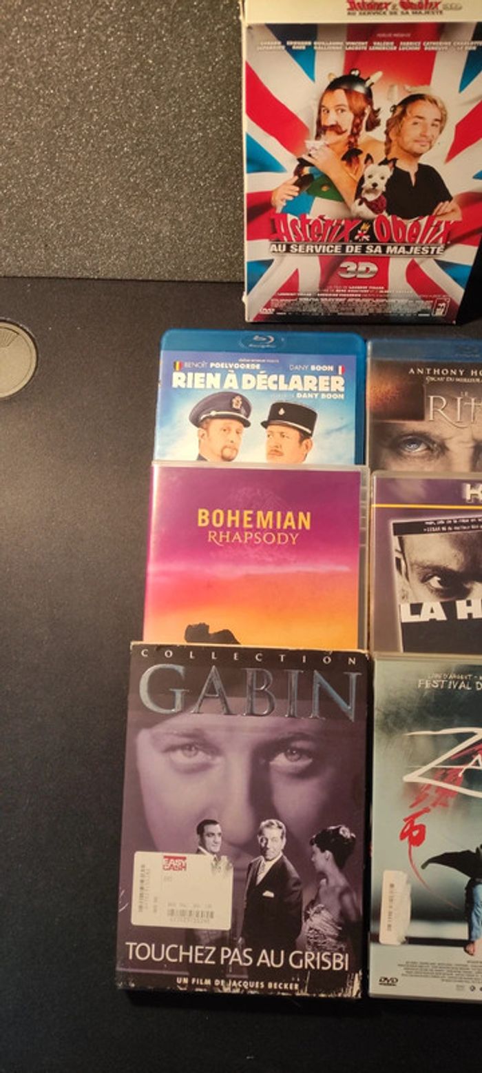Lot de DVD et Blu-ray - photo numéro 2