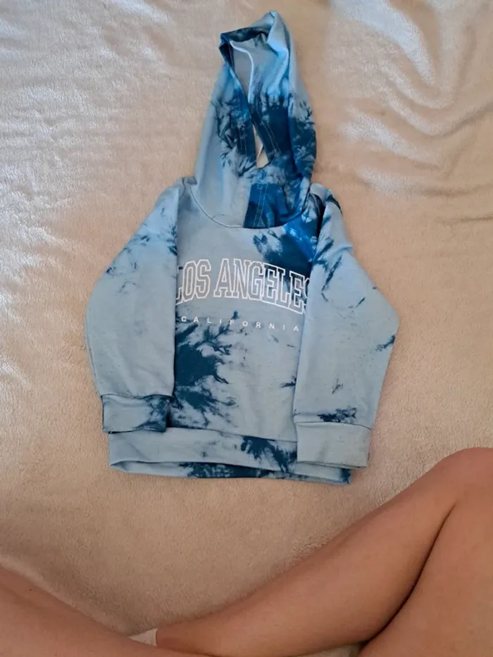 Pull à Capuche Shein – Enfant 90 cm, Confort et Style