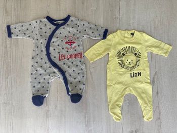 Lot pyjama grenouillère Taille 1 mois