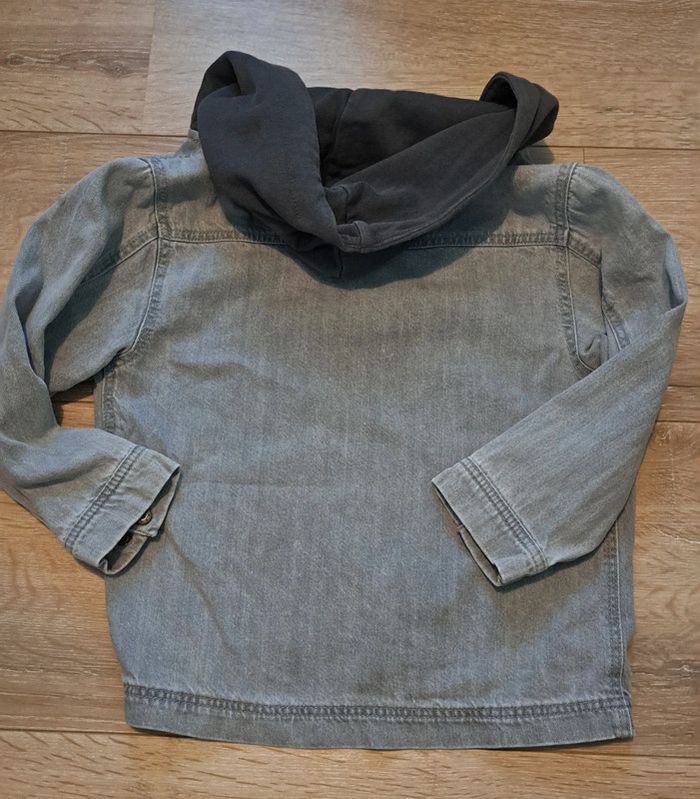 Chemise jean gris avec capuche - photo numéro 2