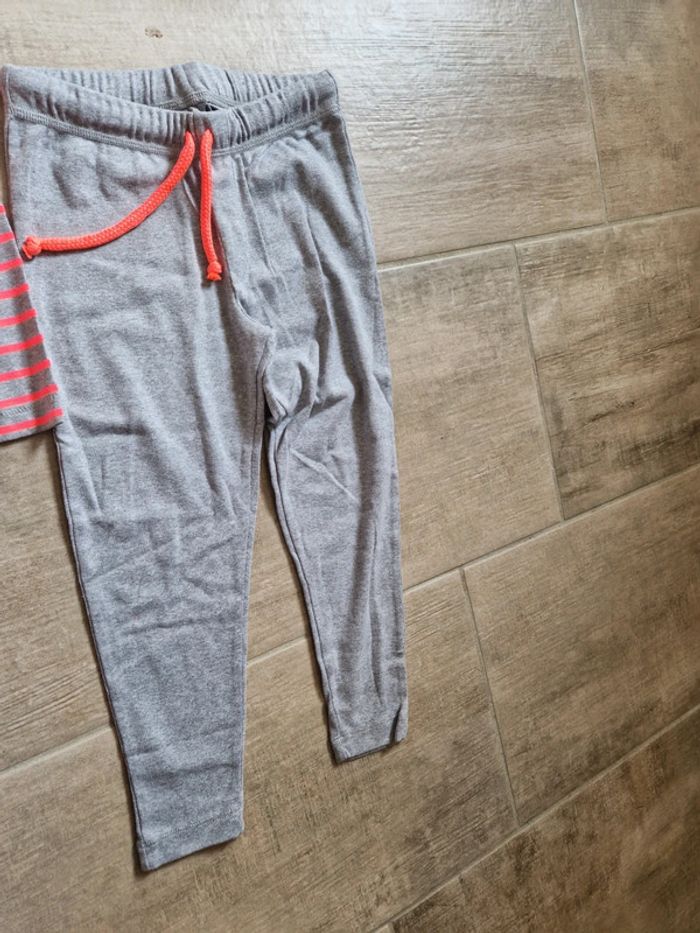 Pyjama ronron 4/6 ans neuf - photo numéro 3