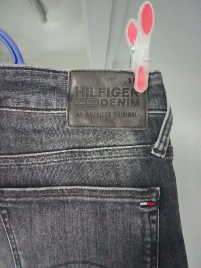 Jean de marque Hilfiger taille 42 - photo numéro 5