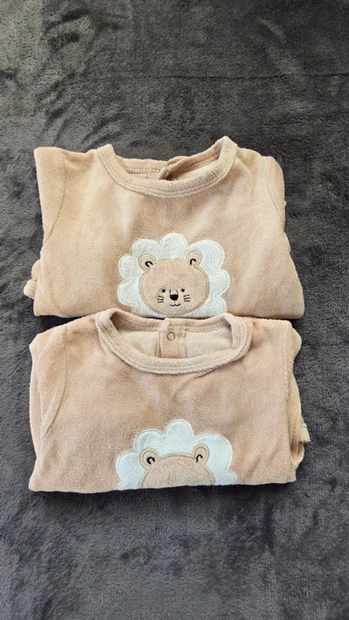 Pyjama manches longues effet velours beige bébé