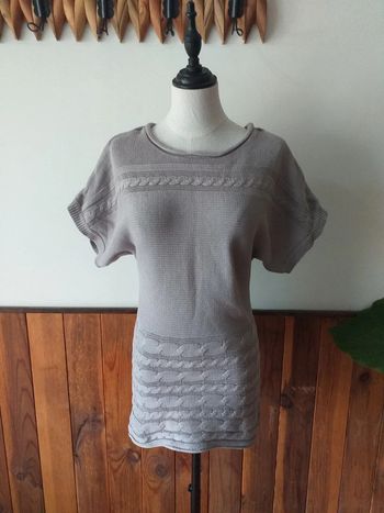 Pull long gris sans manches
