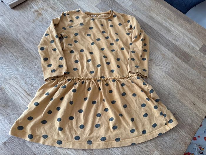 Robe.