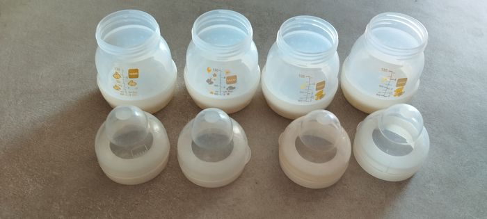 Lot de 4 biberons MAM 130 ML