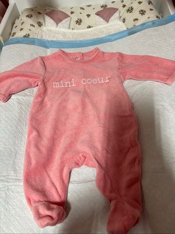 Pyjama Kiabi taille 1 mois
