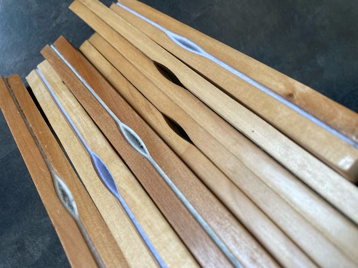 6 cintres pinces en bois - photo numéro 2