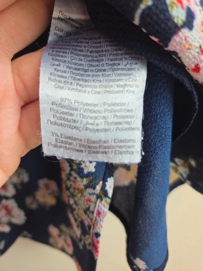 Blouse fluide fleuries only taille M - col rond - imprimé floral - photo numéro 4