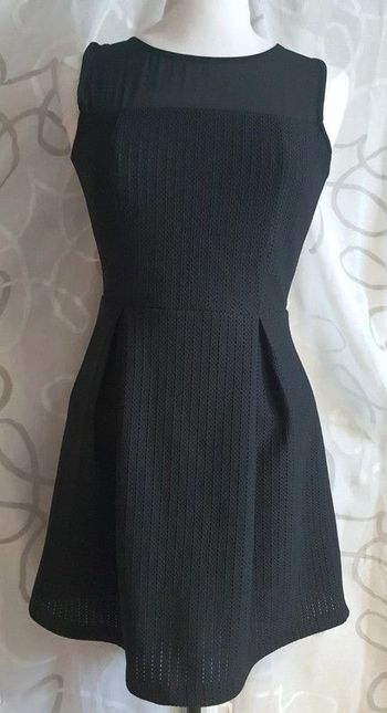 Robe femme 36 - S (fermeture dans le dos transparent)