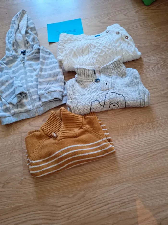 Pull et gilet chaud - photo numéro 3