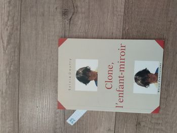Livre Clone l'enfant miroir