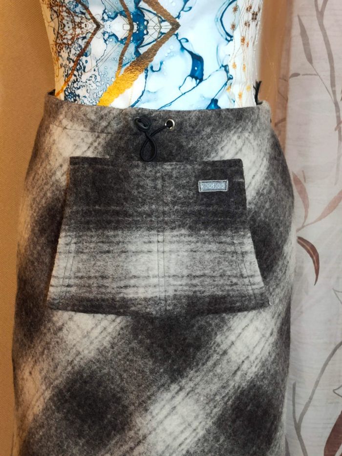 Jupe Voodoo grise à carreaux, 71% laine, détail poche, style urban chic - photo numéro 2