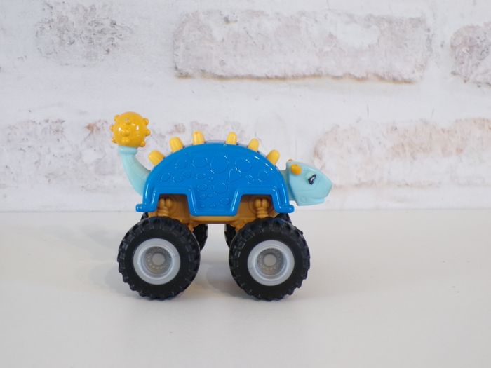 Monster Trucks - Dinosaure - Les monstres Machines (J5) - photo numéro 3