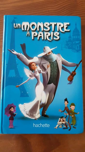 Livre Un monstre à Paris