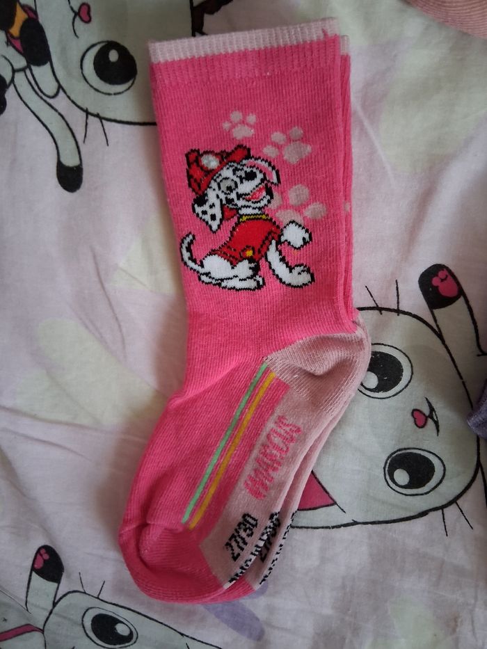 Lot 6 paires de chaussettes licences 27/30 - photo numéro 4