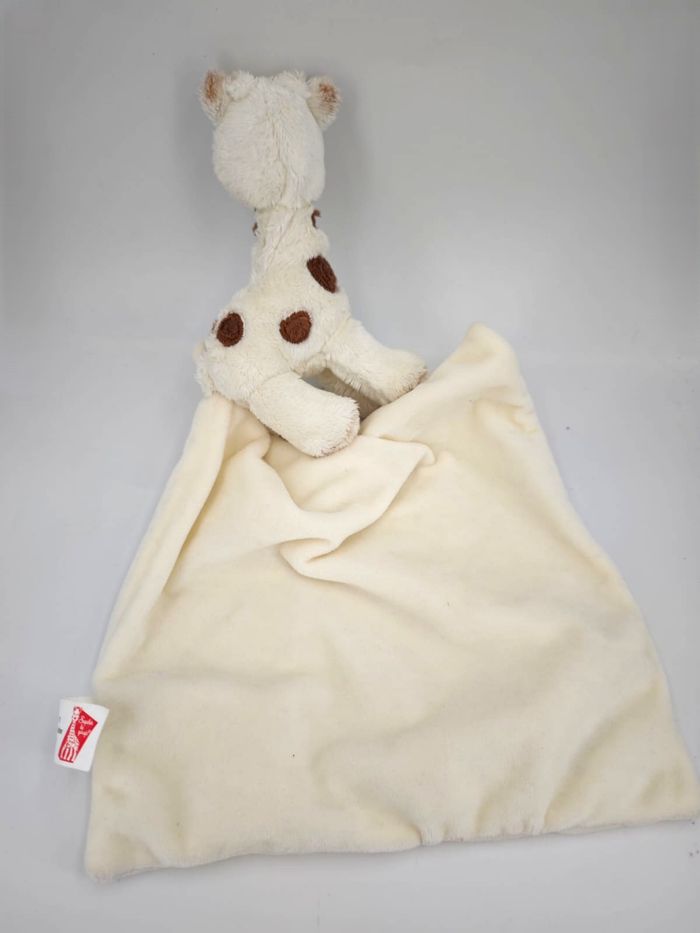 Doudou Mouchoir Sophie La girafe Vulli - photo numéro 4