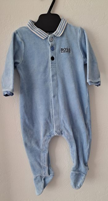 Pyjama bien chaud Hugo Boss 6 mois