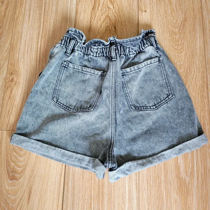 Short Jennyfer taille 36 parfait état - photo numéro 5