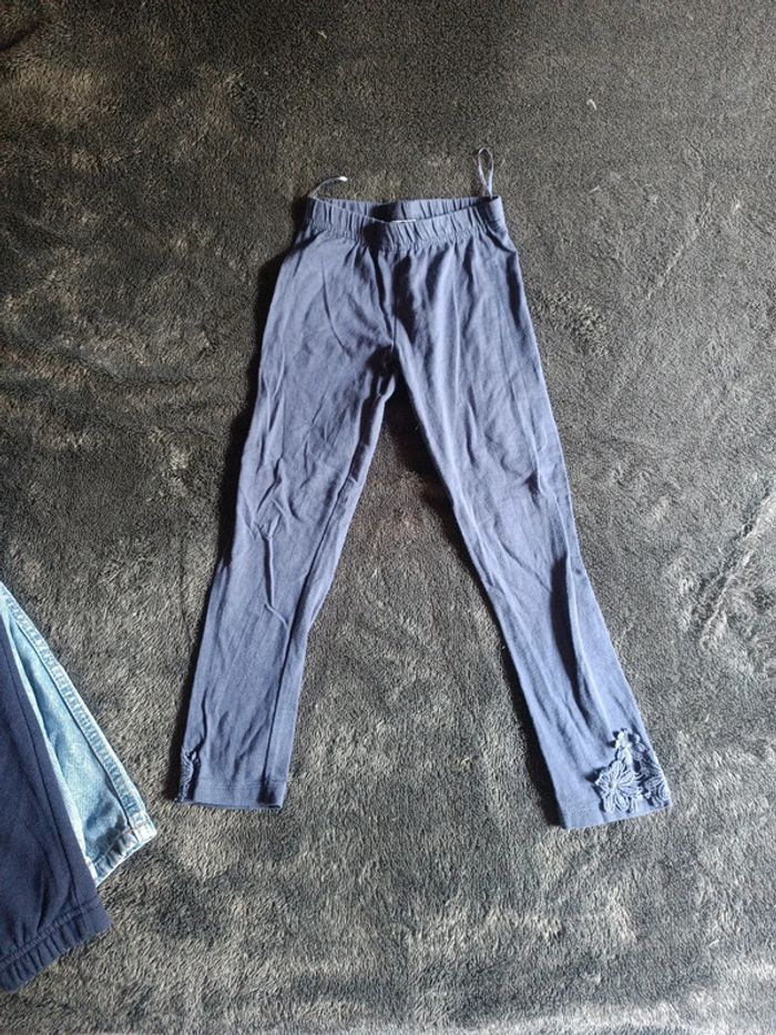 Lot 6 pantalons T6 ans en très bon état - photo numéro 4