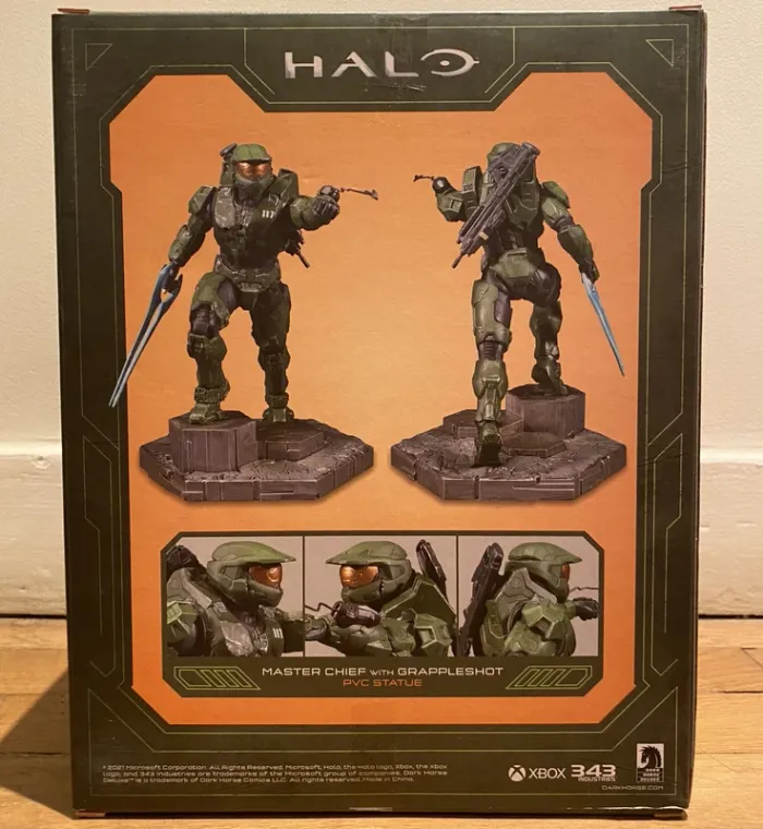 Halo Infinite - Master Chief with Grappleshot - Dark Horse PVC Statue 10-Inch - photo numéro 2