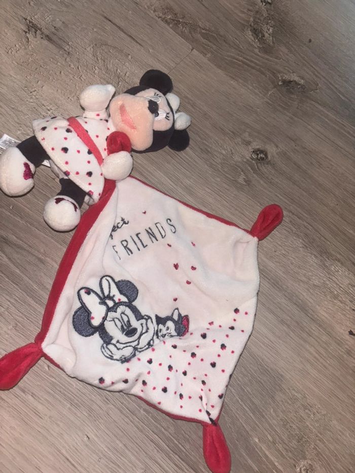 Doudou Minnie