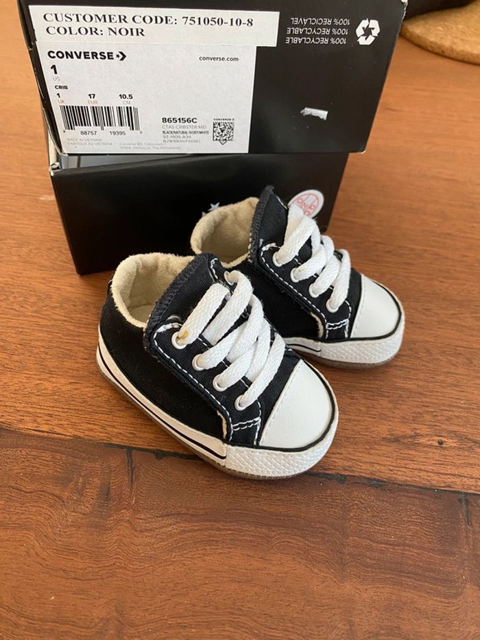 Chaussons Converse taille 17 - photo numéro 2