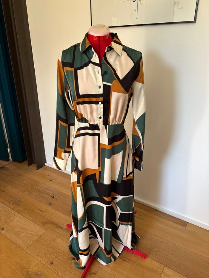 Mango Robe